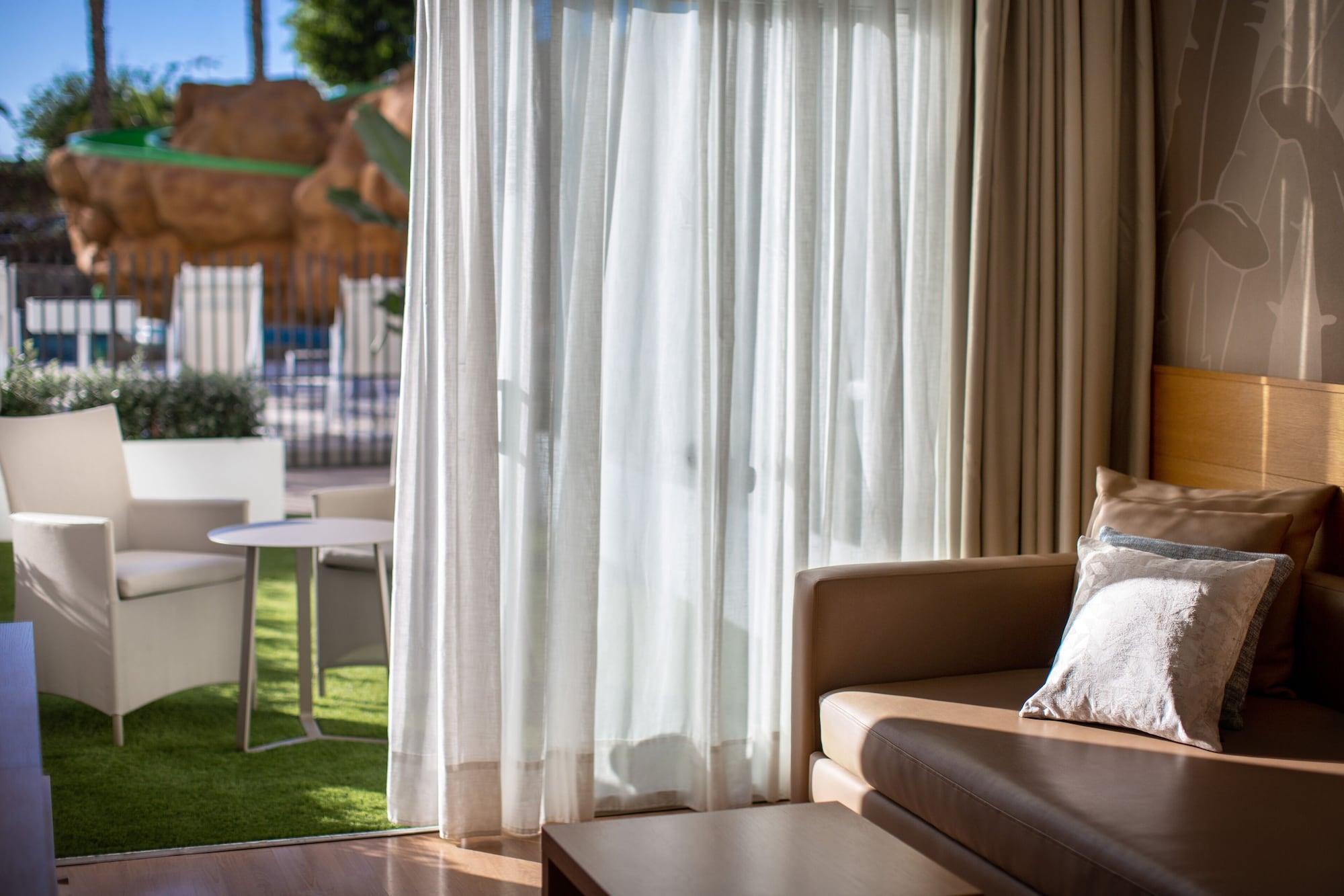 Junior Suite Garden View,1583654754:JPEG
